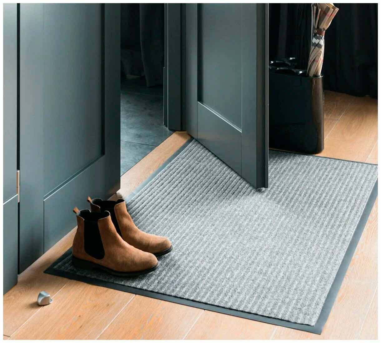 Грязезащитный коврик с ворсом Грязезащитный коврик с ворсом
