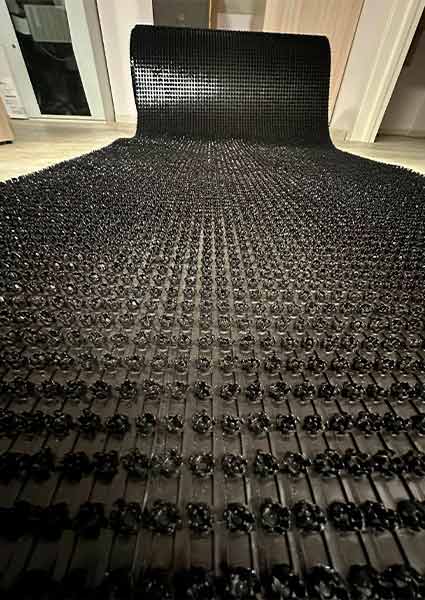 Щетинистое грязесборное покрытие из ПВХ Щетинистое грязесборное покрытие из ПВХ