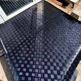 Коврик-дорожка против скольжения Sunstep Шашки 0,9*12м черный