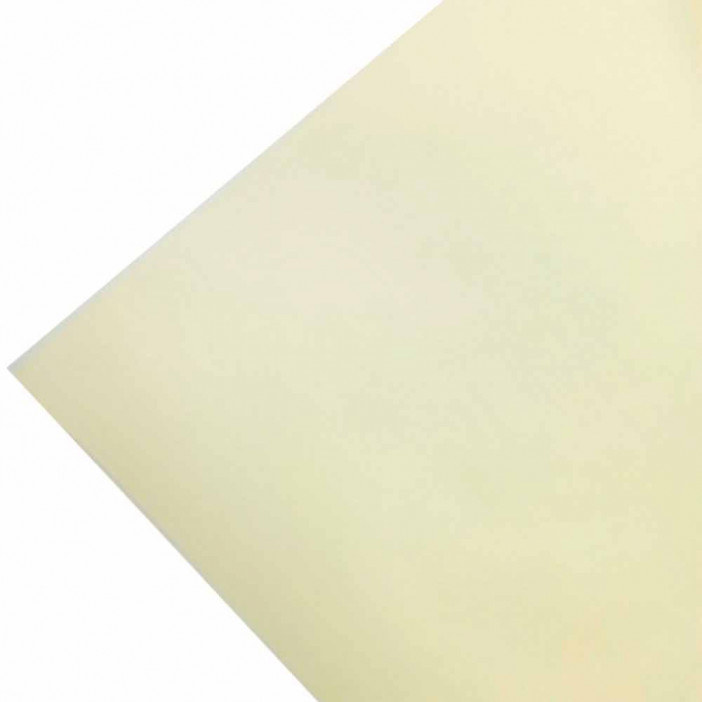 Бумага крафт в рулоне слоновая кость размер 70см*10м 50гр/м2