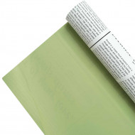 Пленка в рулоне матовая Газета двухцветная белая фисташковая размер 58см*10м 65мкм