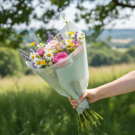 Пленка в рулоне ЗЕФИР светло-зеленая размер 58см*10м 70мкм