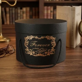 Коробка круг FOREVER черная тиснение с ручками размер 25*15см