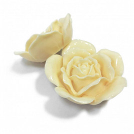 Декор из пластика Роза диаметр 6см