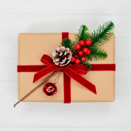 Ветка НГ с ягодами, шариком и шишкой Н-30см