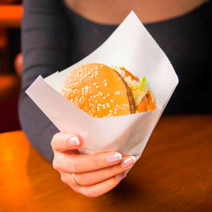 Уголок бумажный белый жиростойкий 40г/м2 размер 14*16см уп 10шт