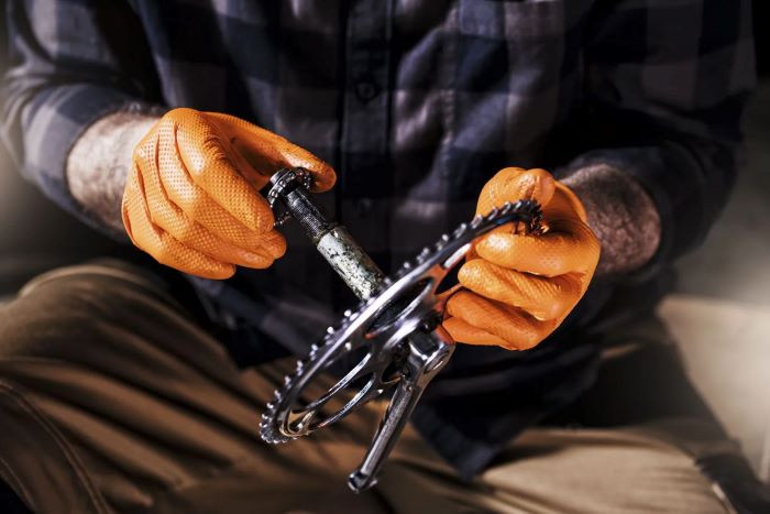 Перчатки нитриловые IDEALL GRIP особопрочные оранжевые 25 пар M