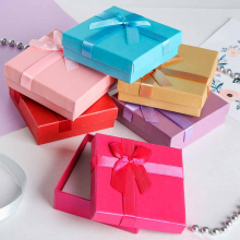 Коробки подарочные